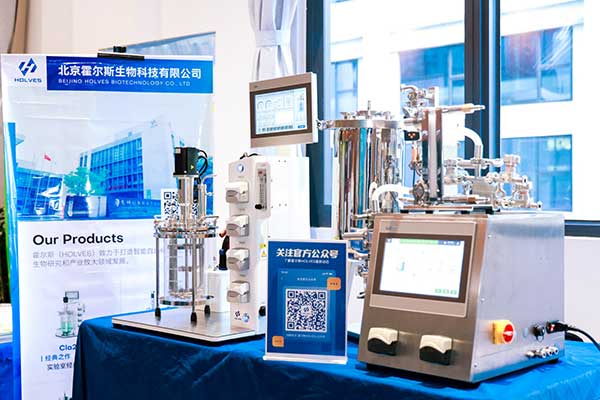 实验室经典黄瓜视频下载黄Cla210和自动切向流超滤系统 实验室经典黄瓜视频下载黄Cla210和自动切向流超滤系统